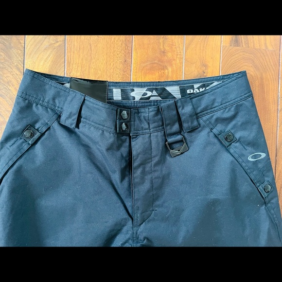 Oakley Ski / Snow Pant - Picture 2 of 6